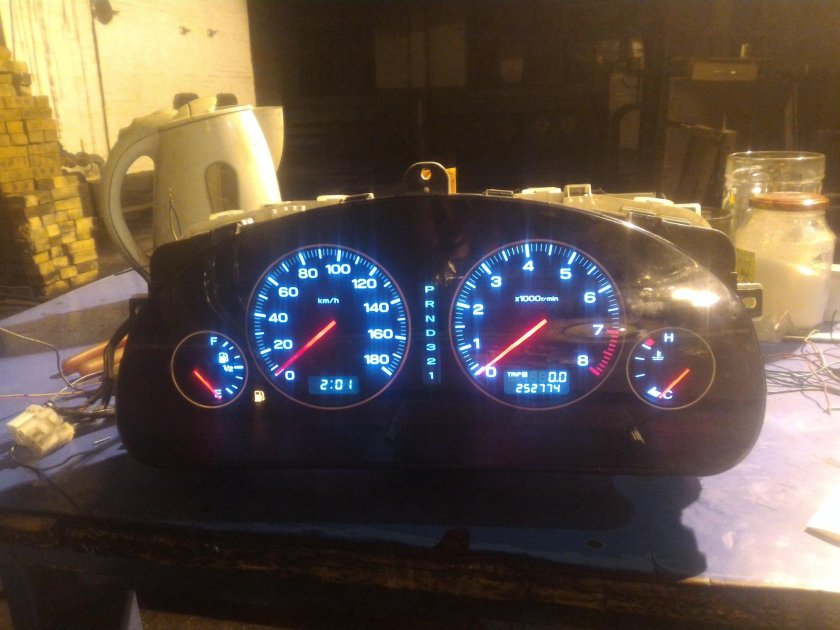 Приборная панель Субару Форестер sf5