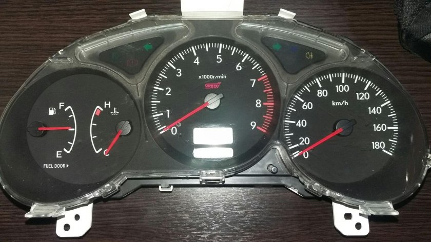 Приборка Субару Форестер sg9