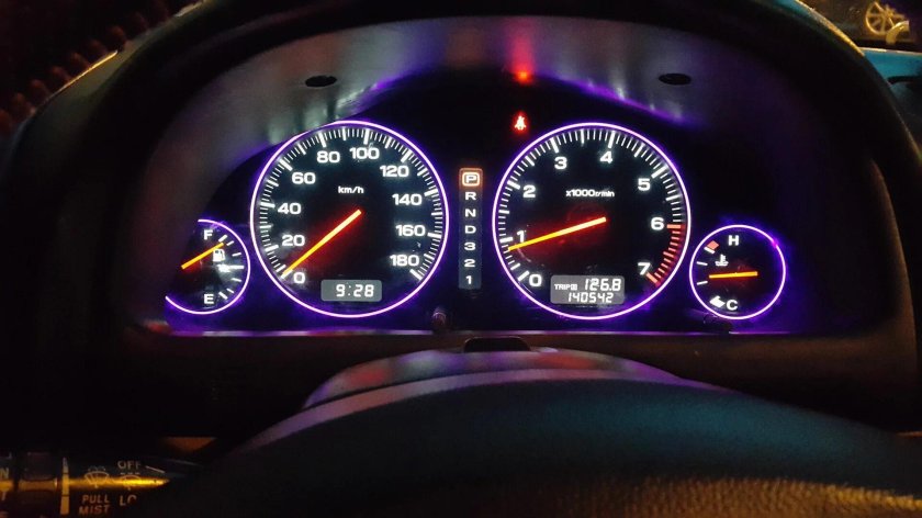 Приборная панель на Субару Форестер сф5