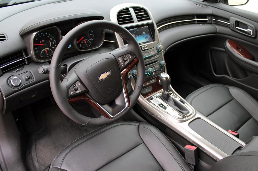 Chevrolet malibu 2012