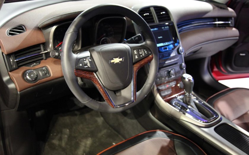 Chevrolet Malibu 2022 салон