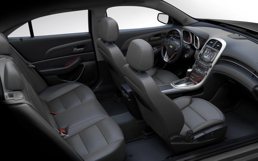 Chevrolet Malibu 2013 салон