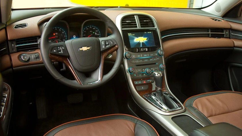 Chevrolet Malibu 2 салон
