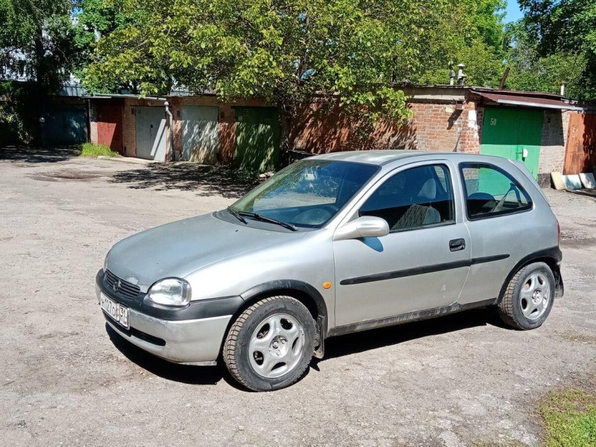 Опель корса 2000