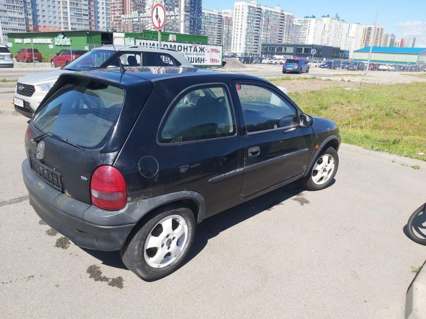 Опель Корса 1999