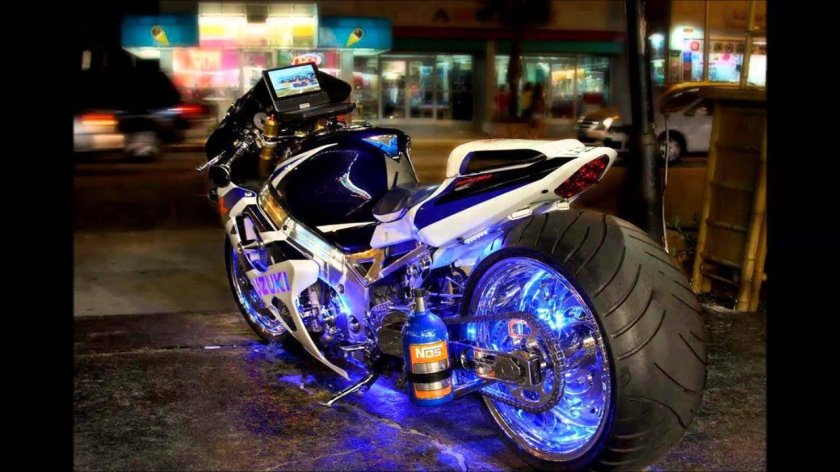 Крутые мотики