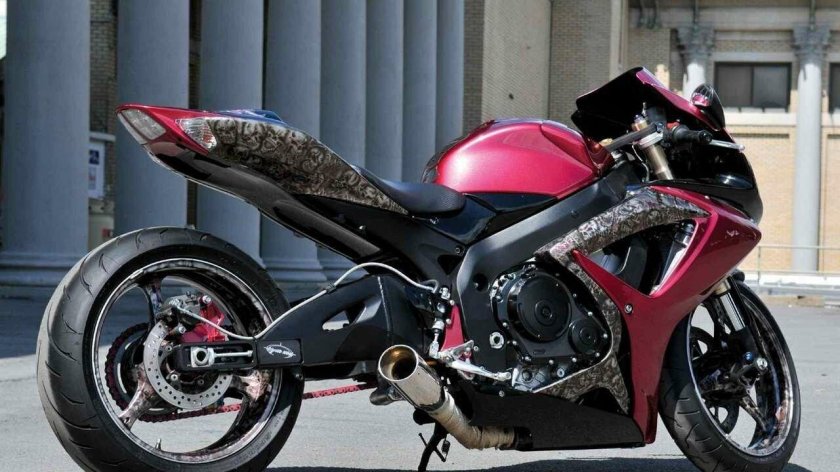 Спортбайк Сузуки