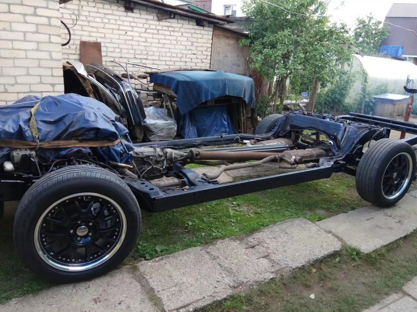 Рама Линкольн Таун кар