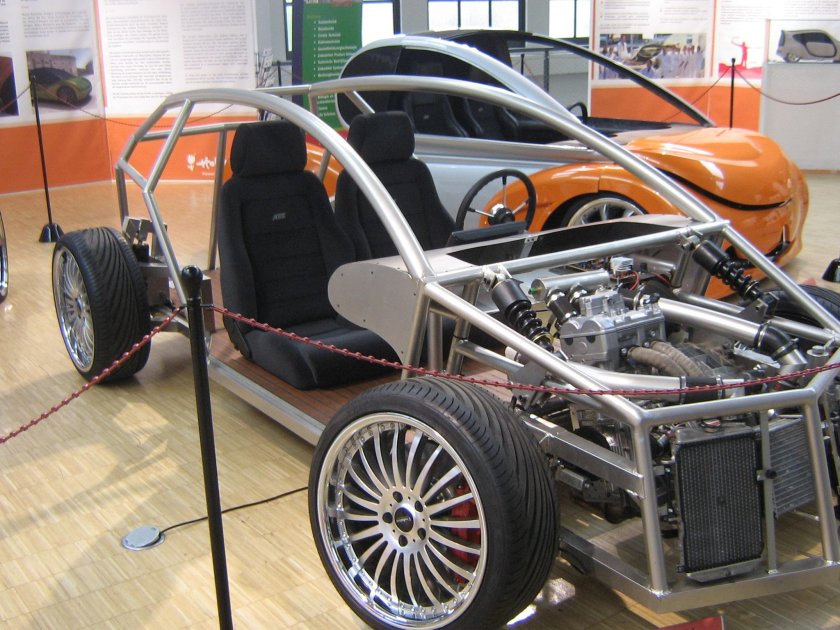 Лотус трубчатая рама