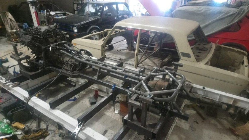 Трубчатая рама 911