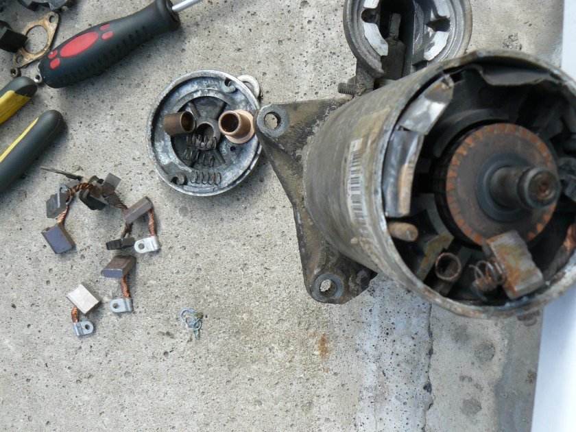 Стартер ВАЗ 2114 В разборе