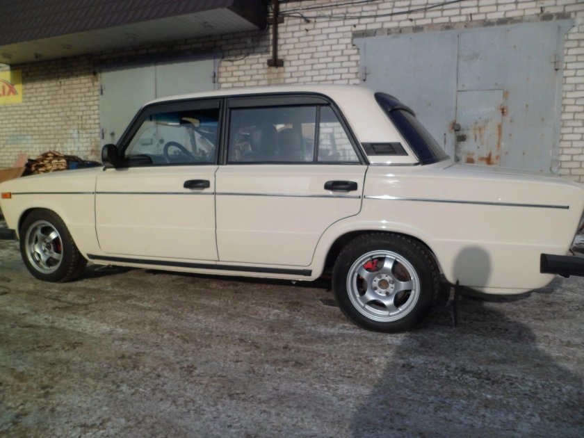 ВАЗ 2106 сафари 215