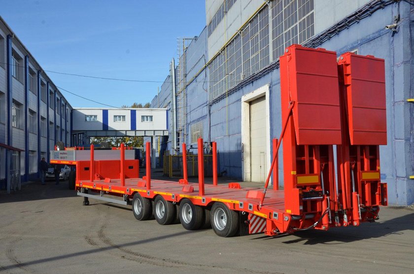 Полуприцеп трал ЧМЗАП