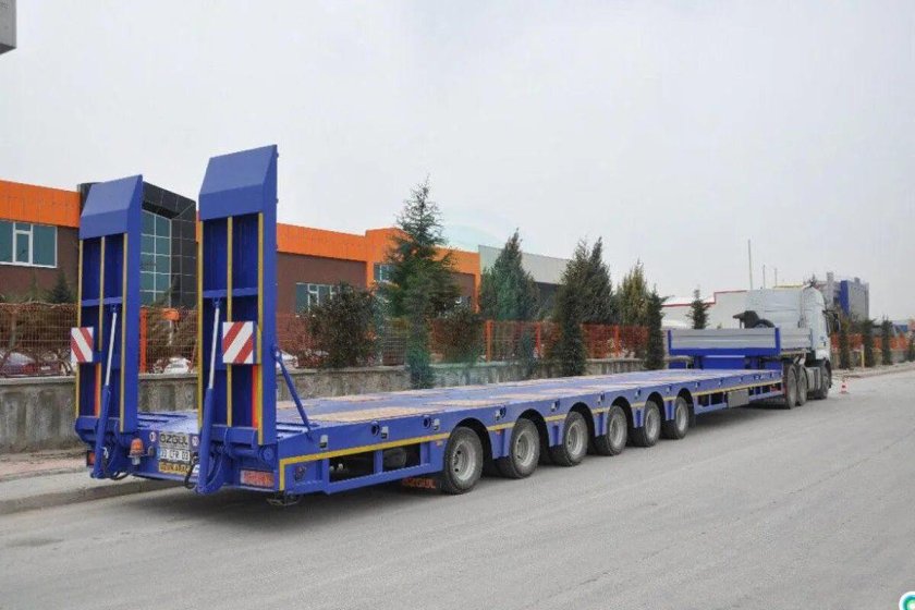 Трал низкорамный 33 тонн 12 м СЗАП-9915-3152