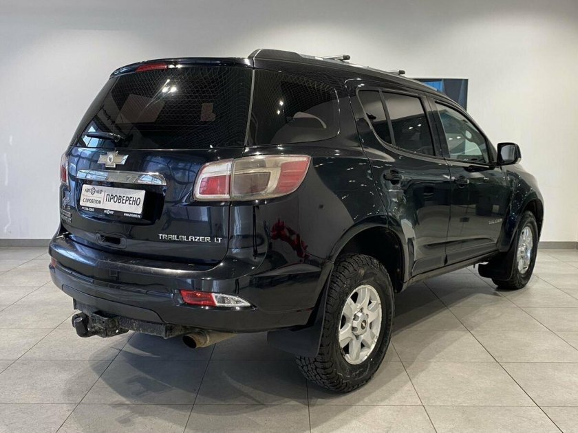 Chevrolet trailblazer 2