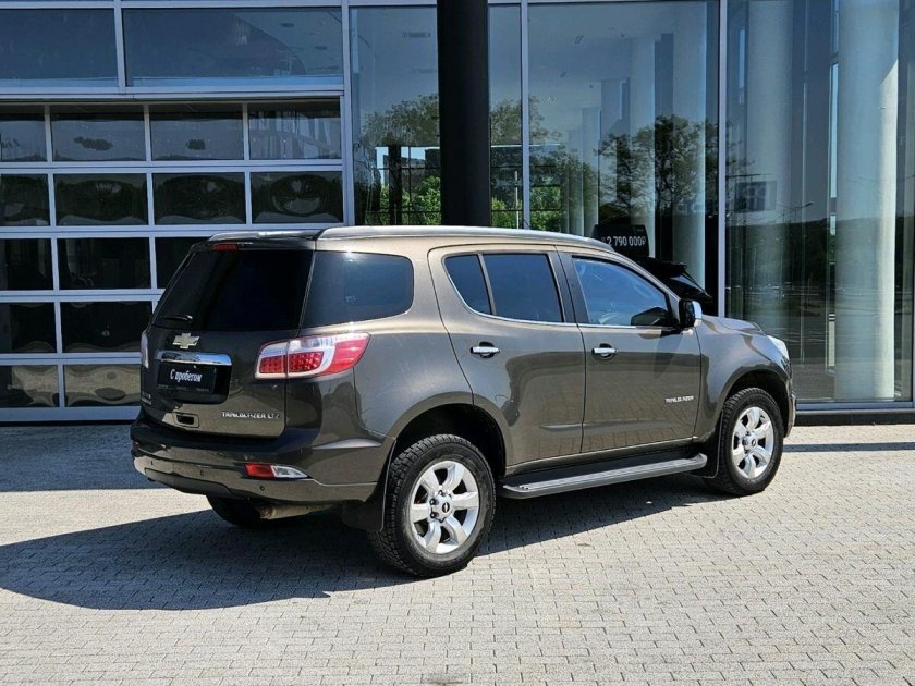 Шевроле трейлблейзер 2 2014