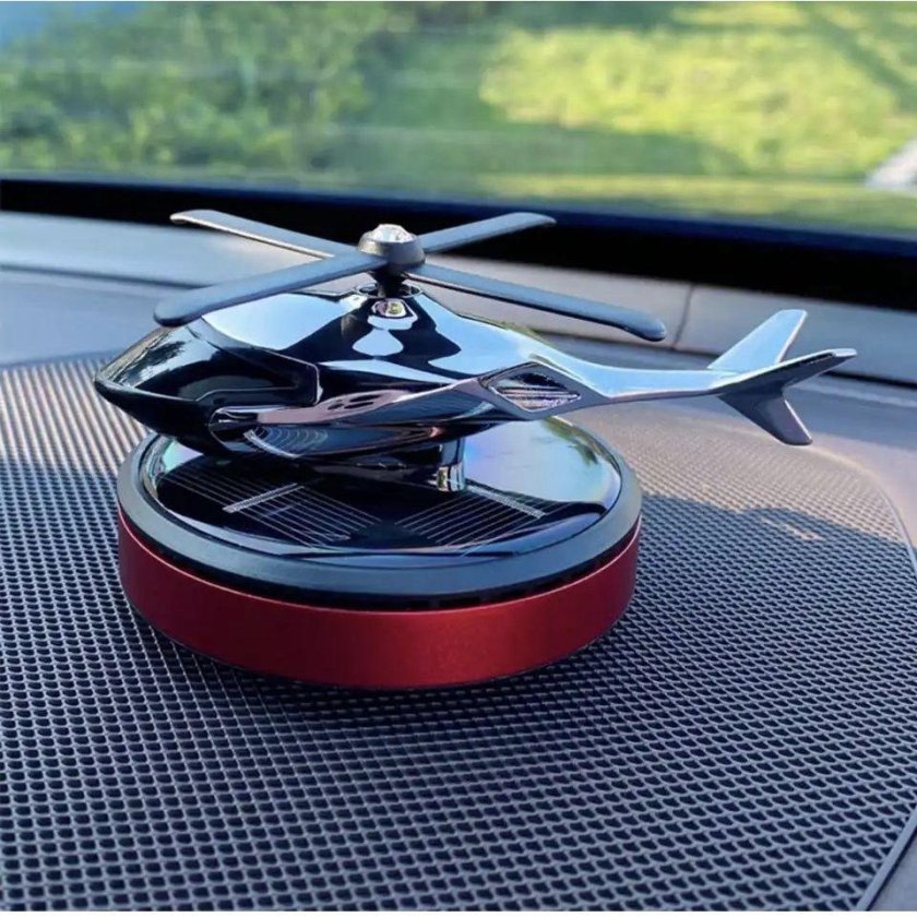 Самолёт-ароматизатор для машин (на солнечных батареях)