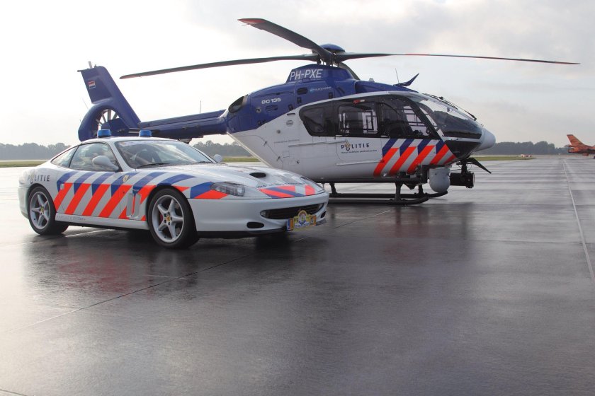 Полицейский вертолет LAPD