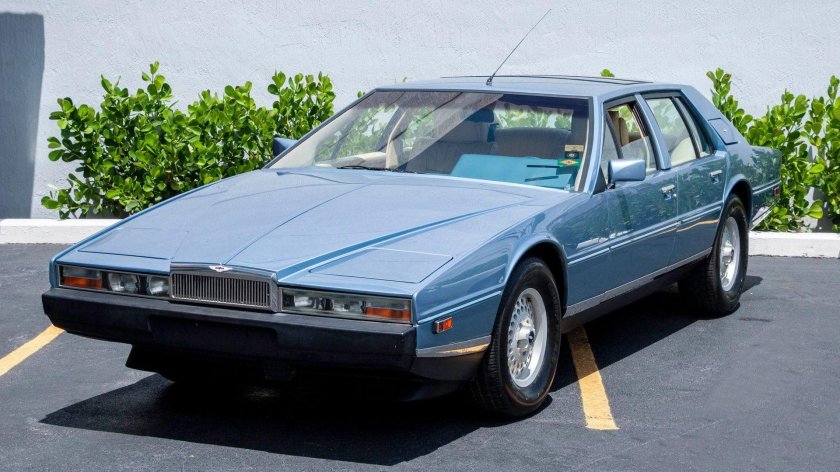 Aston Martin Lagonda 1985