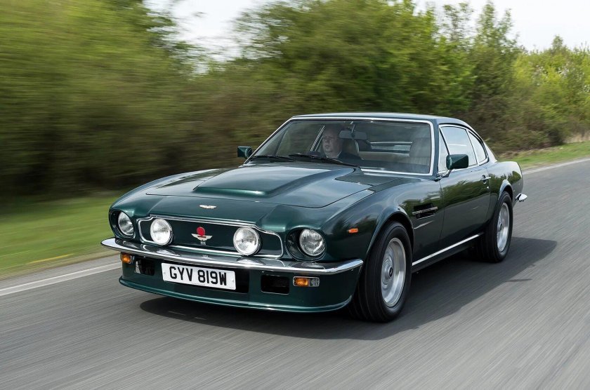 Aston martin vantage 1977