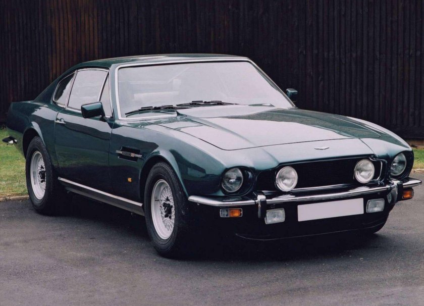 Aston Martin Vantage 1977
