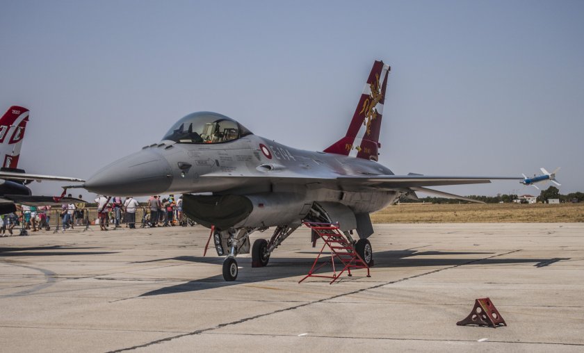 Зокняй авиабаза