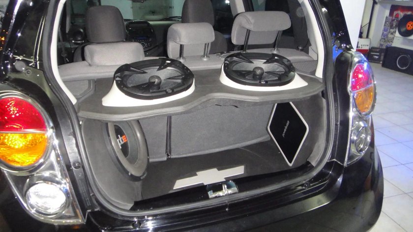 Chevrolet Spark колонки