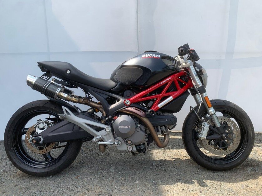 696 Дукати сиреневый