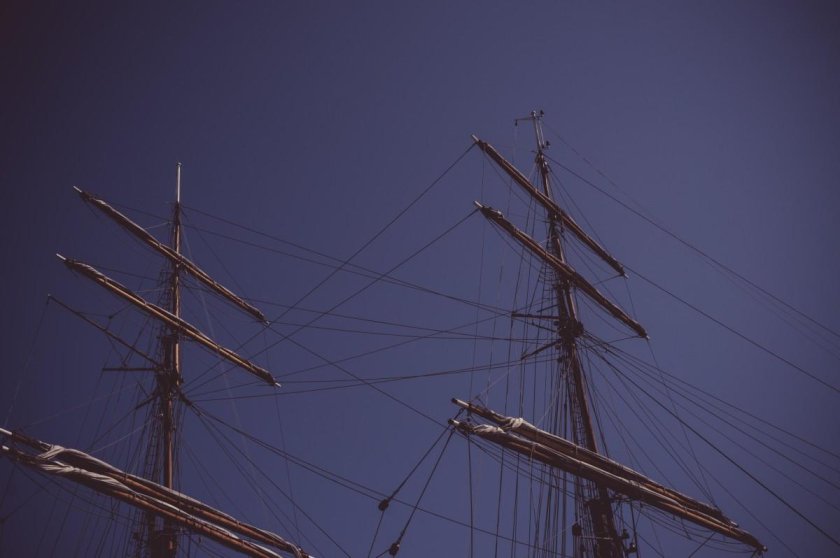 Корабль линиями