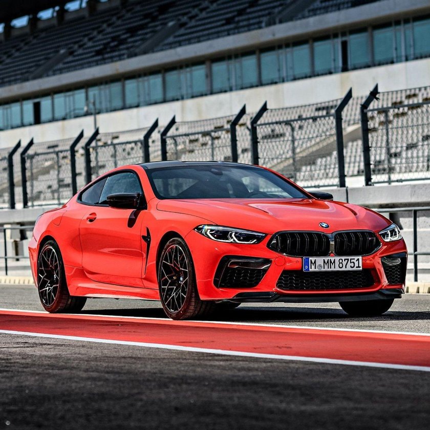 БМВ м8 Компетишн