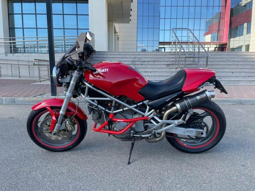 Ducati monster