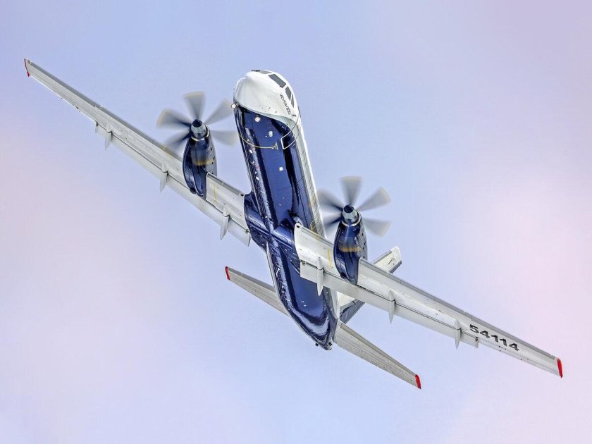 Самолет ил-114-300