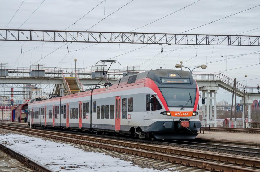 Поезд электричка