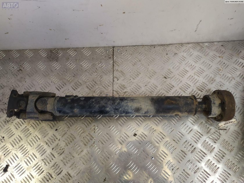 Карданный вал передний