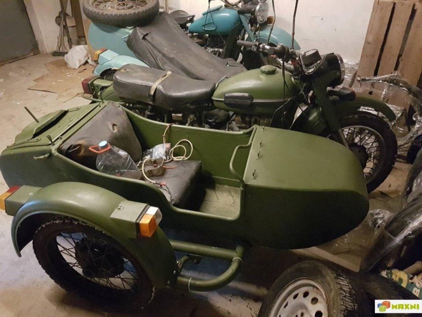 Мотоцикл Урал цвет хаки
