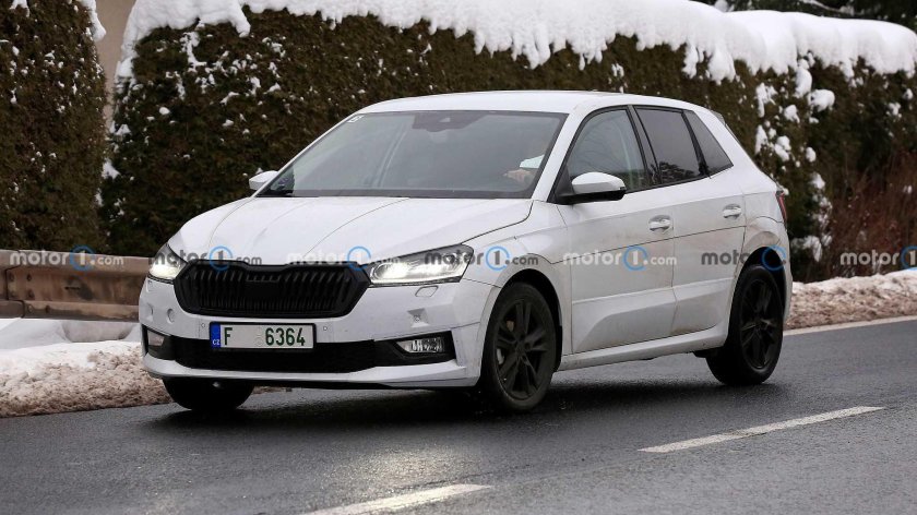 Шкода Фабия 2022