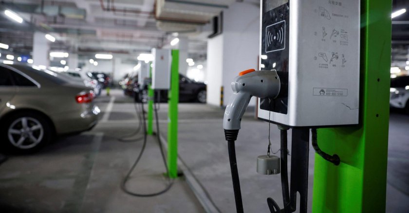 Зарядные станции для электромобилей