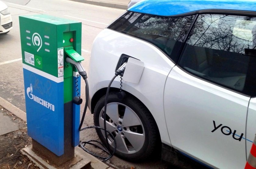 Станция зарядки электромобилей, Москва, Глинищевский переулок