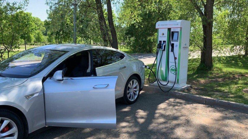 Станция зарядки электромобилей, Москва, улица Верземнека