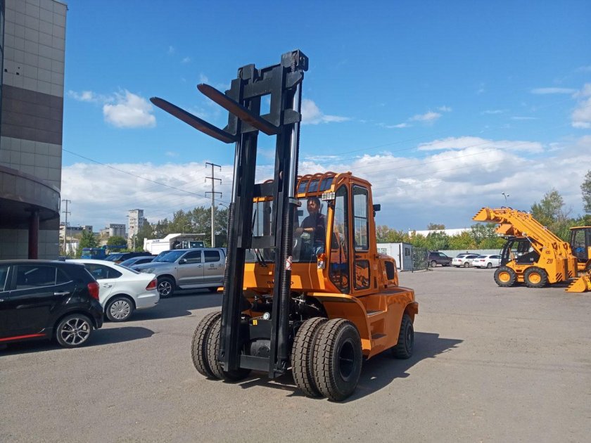 Автопогрузчик вилочный Амкодор 451а