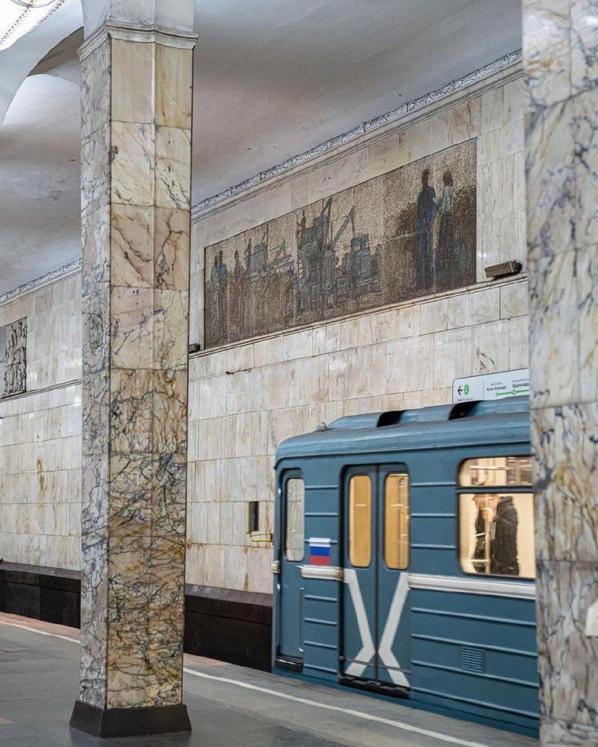 Панно на Автозаводской фото