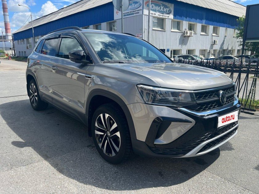 Volkswagen taos 2021