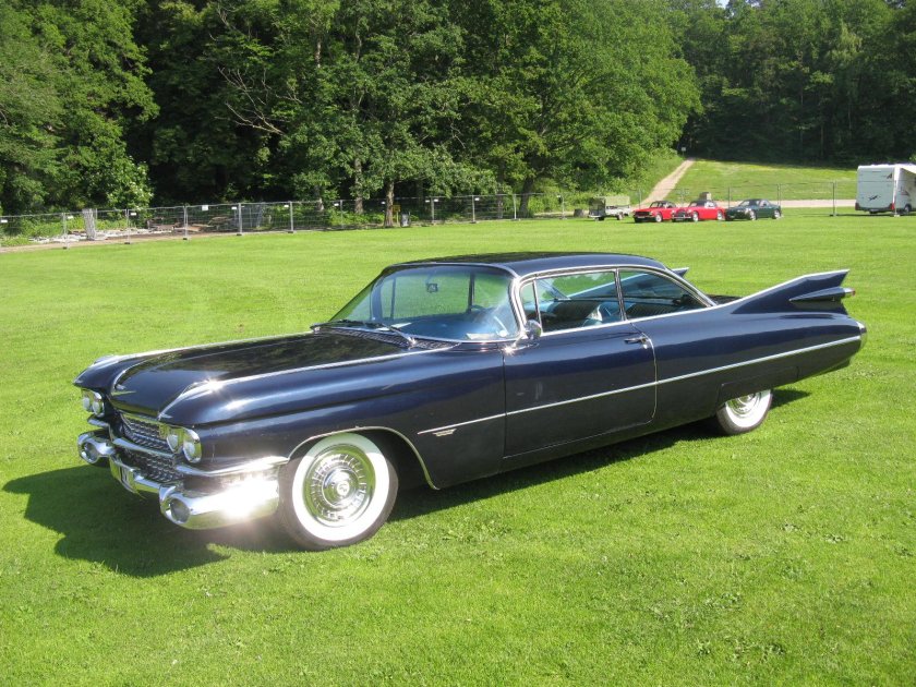 Кадиллак де Вилль 1959