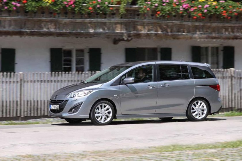 Mazda 5 2011