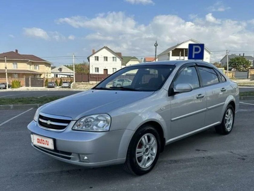 Chevrolet lacetti 2012