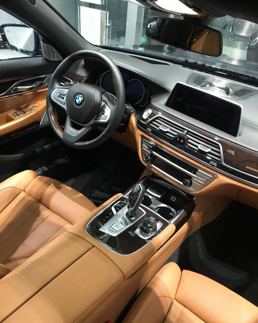 BMW g30 Interior