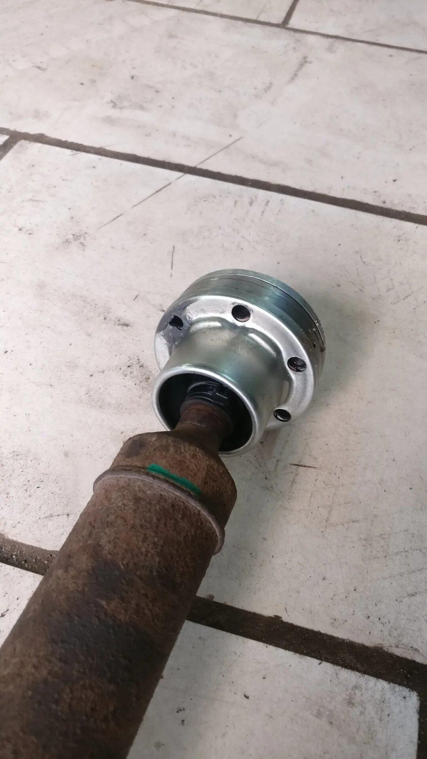 Пыльник карданного вала Ford Kuga