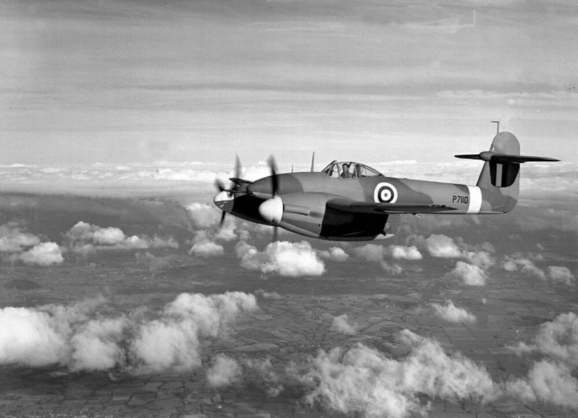 Самолет Westland Whirlwind