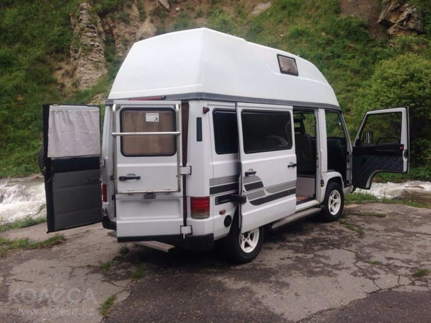 Мерседес Варио Алковен 1200