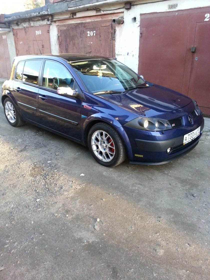 Рено Меган 2 хэтчбек